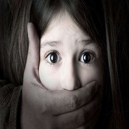 Escalofriantes testimonios de víctimas de pedofilia y rituales satánicos [Material sensible]