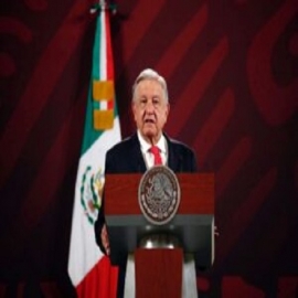Califica AMLO como «grotesca» la incorporación de Córdova a Latinus