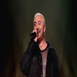 Artista que protagonizó una actuación satánica en los Grammy escandaliza Internet con un nuevo y extraño atuendo