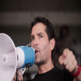 Verástegui denuncia manipulación de la app electoral: «Están haciendo todo lo posible para que no lleguemos a la meta»