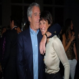 'ELLA SABE TODO' Ghislaine Maxwell 'nombrará nombres' y el príncipe Andrew 'podría estar preocupado', dice el ex mentor de Epstein