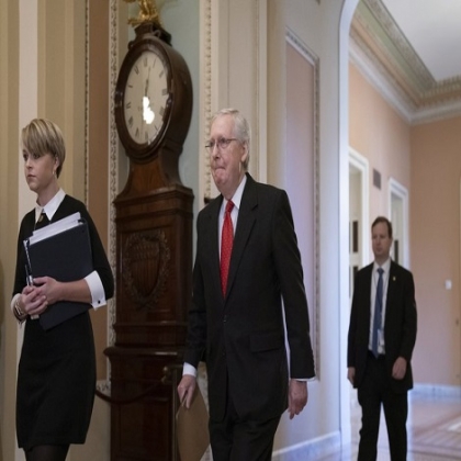 El Senado de EE.UU. aprueba las reglas del juicio político a Trump