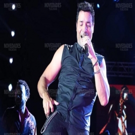 Chayanne enamora a las yucatecas en el Carnaval Mérida