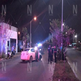 Accidente deja a pasajera lesionada en Paseos de Opichén, sección La Joya