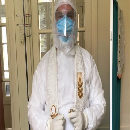 Sacerdote relata su experiencia sirviendo a enfermos por COVID-19
