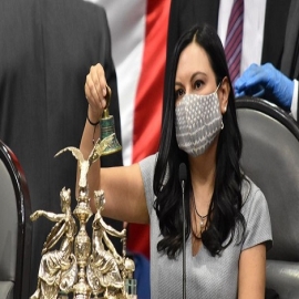 Diputados aprueban reforma para realizar compras directas de medicamentos en el extranjero