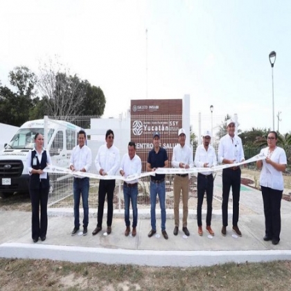 Entrega el Gobernador Mauricio Vila Dosal los trabajos de remodelación del Centro de Salud de Ucú