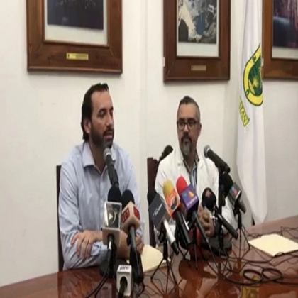 Respecto a los casos confirmados, les informo que los cuatro pacientes están estables, aislados en sus hogares, monitoreados constantemente por personal médico de la SSY.