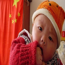 China lanza ‘programas piloto’ a nivel nacional para presionar a las personas a tener hijos