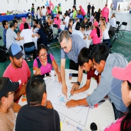 Renán Barrera fomenta la participación ciudadana para la construcción de espacios públicos en el Municipio