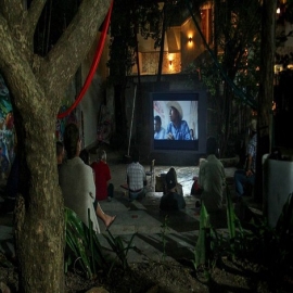 Reinician las actividades del cine móvil en la biblioteca de Playa del Carmen