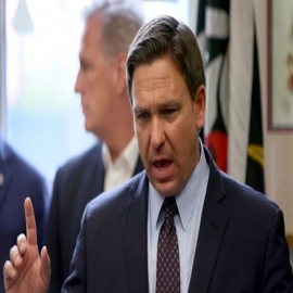 DeSantis prohíbe, de forma permanente, los requisitos de vacunación y mascarillas contra el covid-19