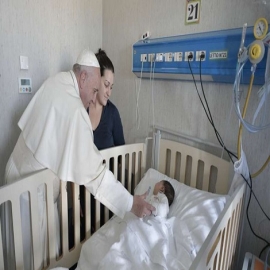 Papa Francisco dona 35 respiradores para enfermos de coronavirus