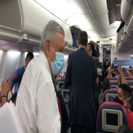 AMLO aterriza en Washington para su reunión con Trump