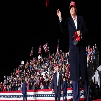 Con más energía que nunca, Trump habló en Pensilvania luego de ser allanado por el gobierno de Biden