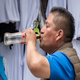 El refresco sí es veneno: Calvillo. Ataques a López-Gatell exhiben el enojo por nuevo etiquetado, dice