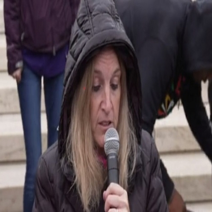 “Somos una verdad incómoda”: Triatleta con dolor constante y extremo tras recibir vacuna COVID