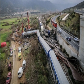IMÁGENES DEL TRÁGICO ACCIDENTE DE TRENES EN GRECIA QUE DEJA DECENAS DE MUERTOS Y HERIDOS