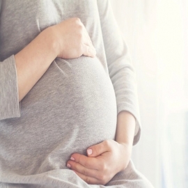 Vientre subrogado: madre demostró a su hijo “producto fallado” y lo abandonó en clínica argentina