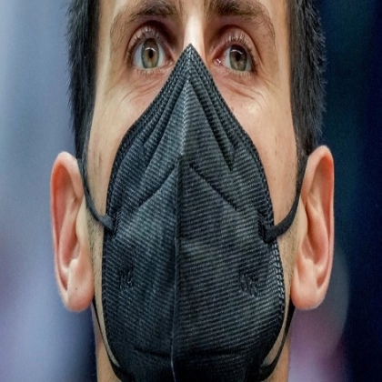 El padre de Djokovic: “A partir de hoy, Novak se convertirá en un símbolo y líder del mundo libre”