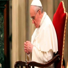 Papa Francisco incluye tres invocaciones marianas en las letanías del Rosario