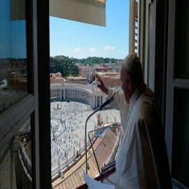 En el día de los abuelos, el Papa invita a realizar un gesto de ternura hacia los ancianos