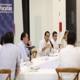 El Gobernador Mauricio Vila Dosal pide a los empresarios yucatecos no despedir empleados ante contingencia por el coronavirus Covid-19
