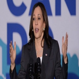 Kamala Harris pide a los activistas que “golpeen las puertas” de los estadounidenses no vacunados