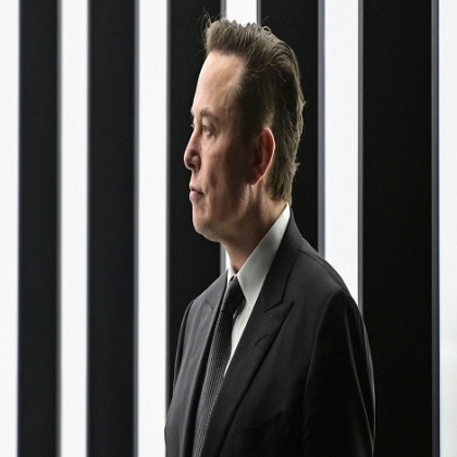 Elon Musk revoluciona “X” publicando un polémico meme sugiriendo que “Pizzagate” es real