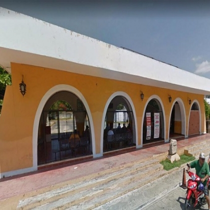 Empresas de transporte público restringen corridas de Izamal a Mérida