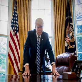 CNN asegura que Trump está llevando a cabo un “gobierno paralelo en las sombras”