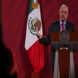 AMLO presentará iniciativa de reforma si no puede rescatar a Pemex y CFE con marco legal actual