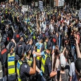 '¡Esto no es Corea del Norte!' Los australianos se rebelan contra la brutal represión de las medidas COVID
