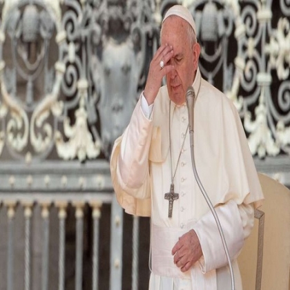 El Papa pide rezar por los sacerdotes para que Dios “los fortalezca en su vocación”