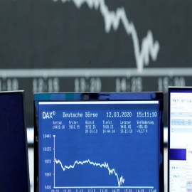 Las bolsas europeas cierran con la peor caída en un día por los temores al coronavirus