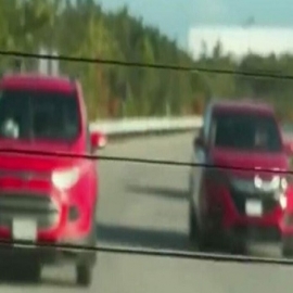 VIDEO: TAXISTAS EMBOSCAN Y AMENAZAN A TURISTAS AFUERA DEL RIU COSTA MUJERES