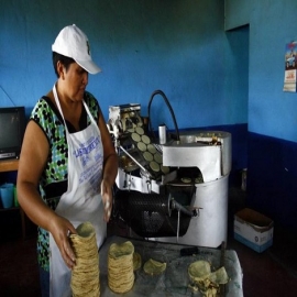 Molinos no deberán subir precio de tortilla en Yucatán o serán sancionados