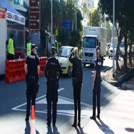 Trabajadores sanitarios y oficiales de policía en Australia que renuncian a sus trabajos debido al mandato de la vacuna contra el Covid-19