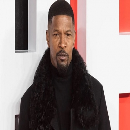 El actor Jamie Foxx está ‘parcialmente paralizado y ciego’ después de las complicaciones con la vacuna: informe