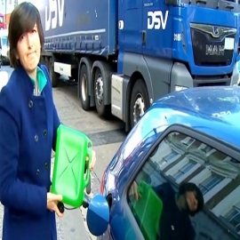 Caos por escasez de combustibles, compras de pánico vacían miles de estaciones de servicio