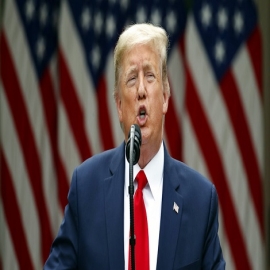 Trump despliega militares contra protestas en EU para “poner fin a la destrucción y los incendios”