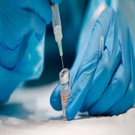 Vacunas anticovid sólo protegen al 40% la transmisión del virus debido a variante delta