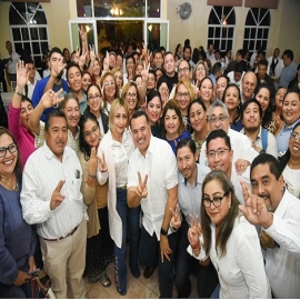 Renán Barrera trabajará para que maestras y maestros ganen más