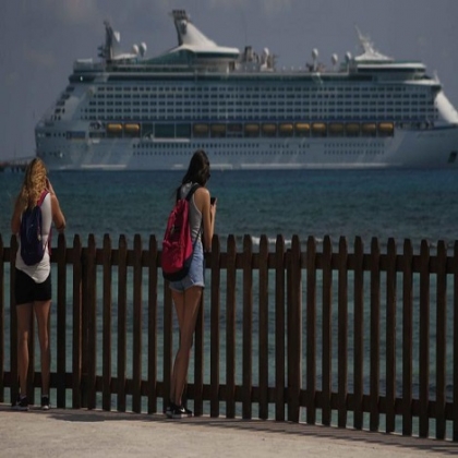 Chetumal: Miles de cruceristas visitaron Mahahual en fin de semana largo