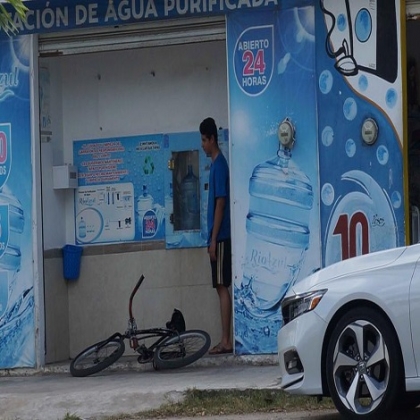 Chetumal: Dispensadores de agua irregulares ponen en riesgo la salud